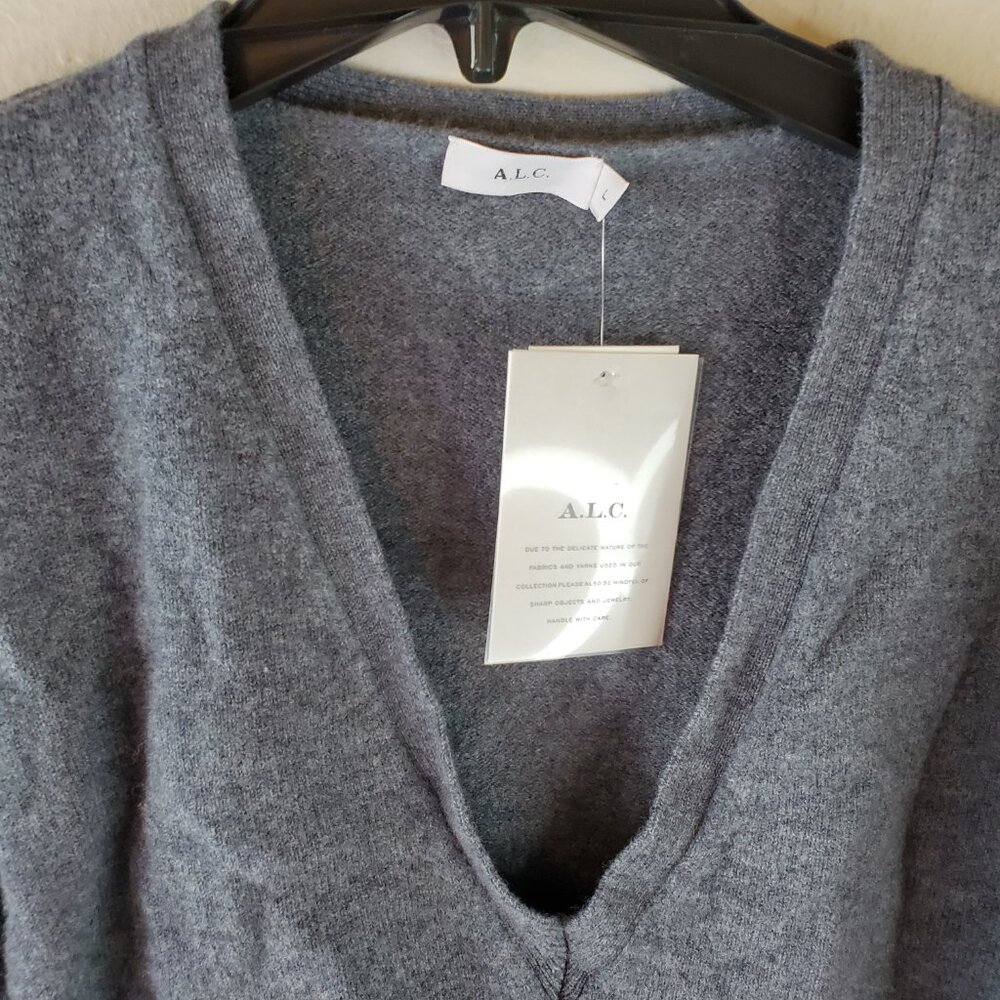 A.L.C. Womens Gym Grey V-neck Angeles Sweater L - Picture 2 of 11